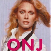 Olivia's Greatest Hits Vol 2 CD Deluxe Edition, booklet