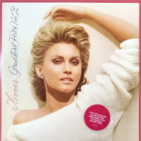 Olivia's Greatest Hits Vol 2 vinyl Deluxe Edition release, front cover