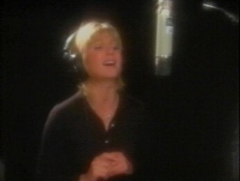 One Heart At A Time video Olivia Newton-John screenshot