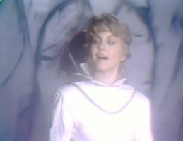 Landslide by Olivia Newton-John video