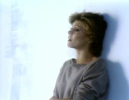 Falling by Olivia Newton-John video