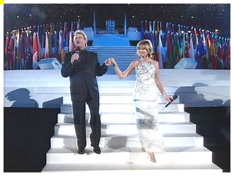 Olivia and John Farnham screenshot