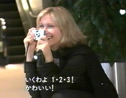 backstage footage Olivia Newton-John Live in Toyko 2003